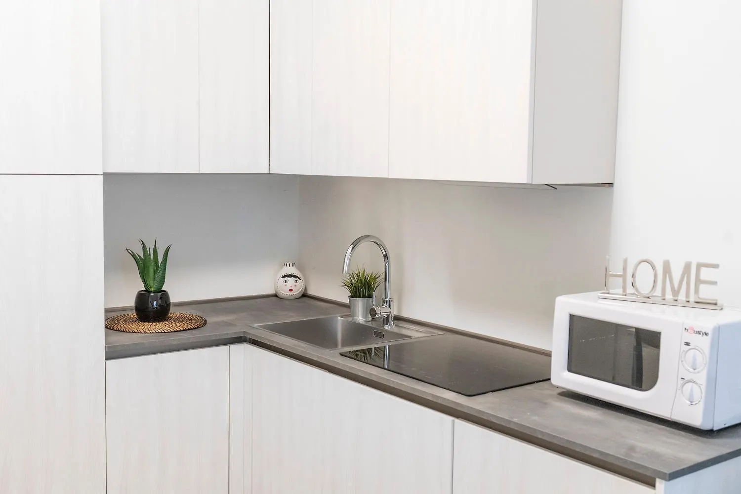 Ce6 - Corso Sempione • Large Apartment Milan 0*,